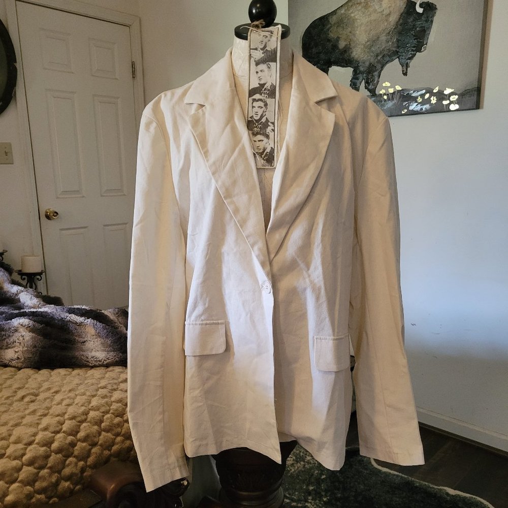 NWT PrettyLittleThing Off White Linen Single Breated Blazer